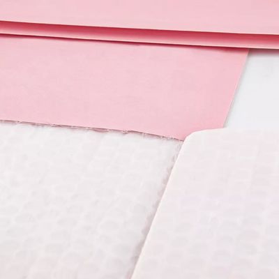 Karton SGS Mailer Kraft Daur Ulang Ramah Lingkungan Pink Double Kraft Paper Bubble Mailer